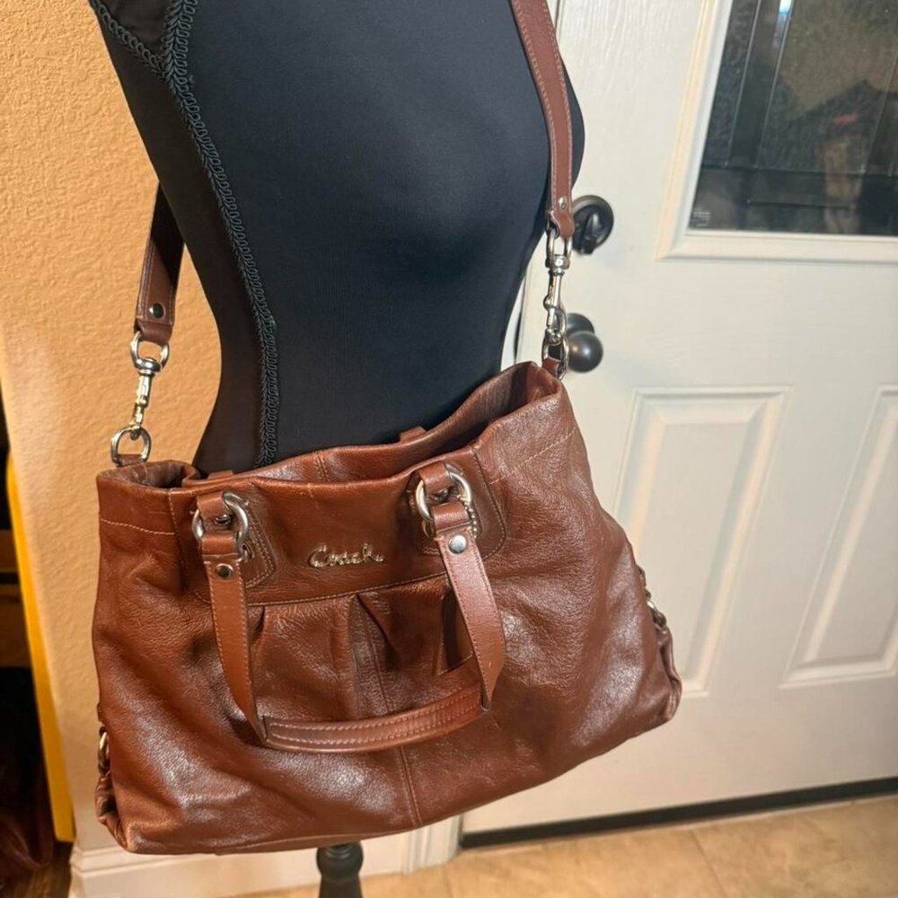 Coach Ashley Brown Leather Convertible Shoulder Bag.
